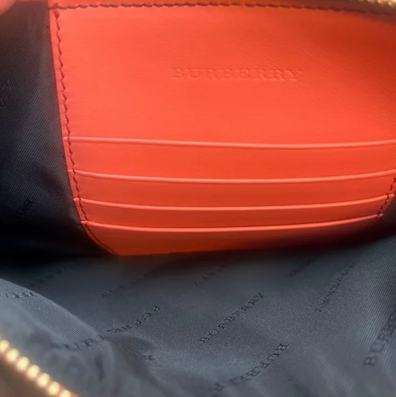 Burberry Haymarket Check Crossbody Clutch Bag with Coral Pink Leather Trim - Picture 8 of 9